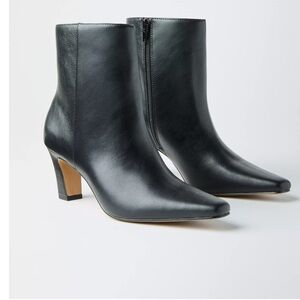 Loft  Elegant Black Leather Ankle Boots new condition WOT